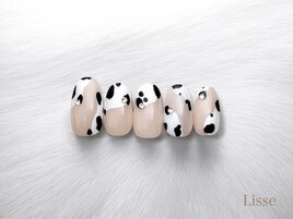 海外風牛柄ネイル