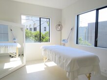 開放感のある店内でオーダーメイド型のエステを堪能