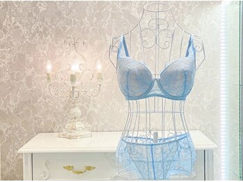 リール 新宿店(RIRE)/大人気♪育乳下着♪