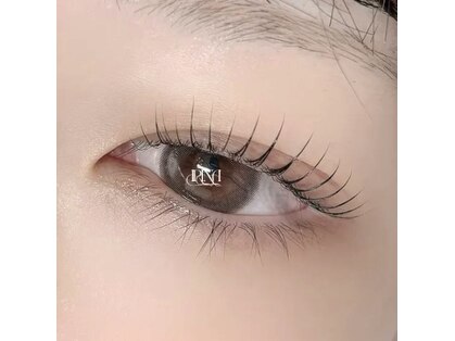 イリナ(IRINA)の写真