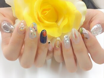 フォンテーヌブロー 野々市店(Fontaine Brow)/付け放題フリーデザインネイル