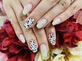 【しんかわ】ヒョウ柄ネイル