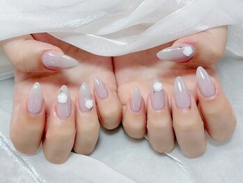 プティ アイビューティ 京橋店(peTiT eyebeauty)/グラデーション シンプル