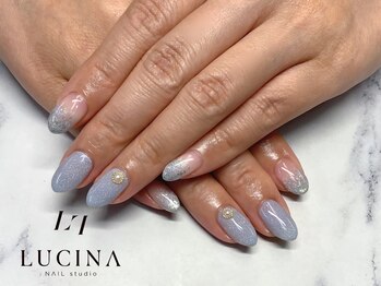 ネイルスタジオ ルキナ(LUCINA)/H-806大人可愛いブルーネイル