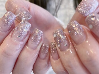 エレノア 枚方(Eleanor)/韓国ネイル・ラメグリッター