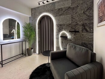 カリスコスミックビューティー 渋谷店(Charis Cosmic Beauty)