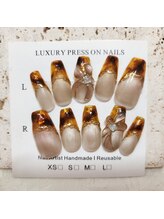 クララ(Kurara)/べっ甲マグネットネイル♪