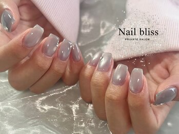 ネイル ブリス(Nail bliss)