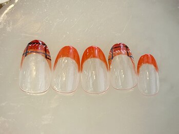 チェック柄ネイル