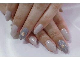 ぷっくりフラワーネイル