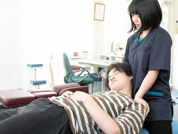 安井接骨院 正徳院の写真/スタッフは国家資格保有の実力者☆整体/骨盤矯正/筋膜ほぐし/鍼etc.様々な角度からお悩みにアプローチ！