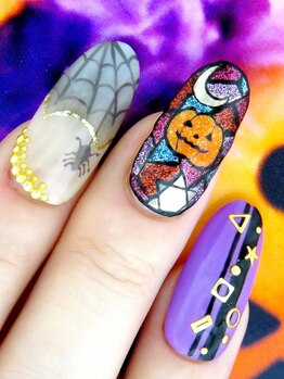 カラーズ 浜松店(colors)/ステンドグラスネイルでお洒落に