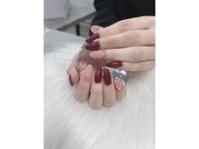 ニーネイル(Nii Nail)