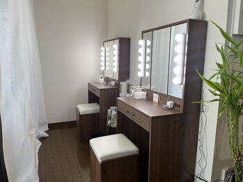 エピナ 横浜店(Epina)/ドレッサー完備♪