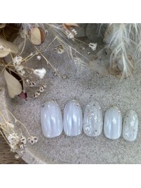 basic オーロラホワイトネイル