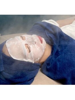 男眉salon OnFleek!渋谷店 【メンズ眉毛サロン・メンズアイブロウサロン】/フェイシャルケアもお任せ!