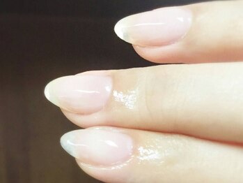 ネイルサロン ルージュ(NailSalon rouge)の写真/ジェルを使わない爪育☆丁寧なケアのみで自爪を元気に育てる！ジェルネイルができない方におすすめ♪