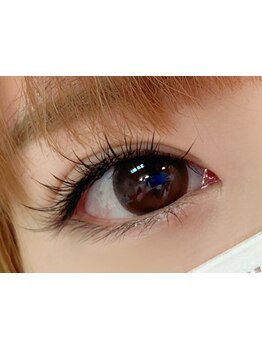 ナチュラル上品な目元にしたい