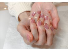 イユ ド ラペ(Yeux de LAPAIX)/マグネット×細ラメフレンチ