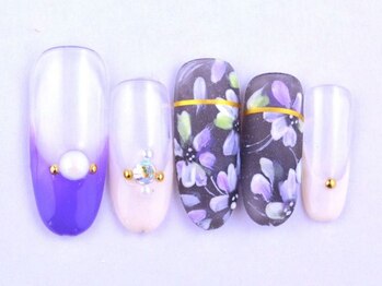 フォア ネイル(FOI NAIL)/