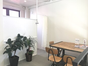 アイラッシュサロン エン(en.)/2Fの待合風景♪