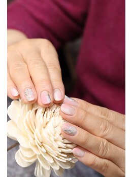 キダチ(Kidati)/くすみカラーニュアンスネイル