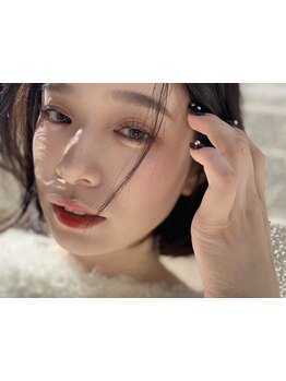 ナチュラル上品な目元にしたい