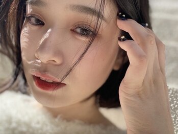 リナータ バイ シアン(Rinata by Cyan)の写真/【新規フラットラッシュ120本¥6000~】自然な付け心地でマツエク初心者様も◎落ち着いた店内で居心地抜群♪