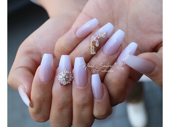 ネイルサロン R/スタイリングコース