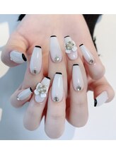 ネイルサロン エフ(ef)/ガーリーバイカラー