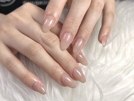 ピンクベージュ