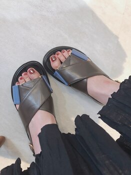 アンバー(Amber)/絶妙な赤ブラウンカラー♪