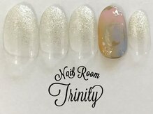 ネイルルーム トリニティ(Nail Room Trinity)/150種類以上選べるアート付