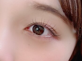 プリュム(plume)/【瞳に輝きをプラス】