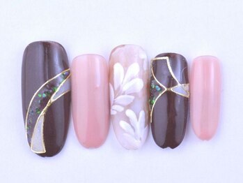 フォア ネイル(FOI NAIL)/