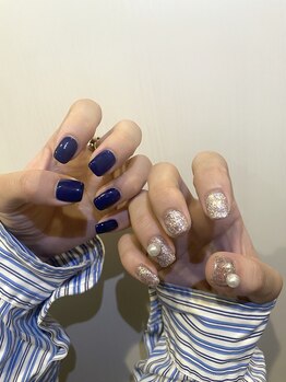 左右非対称ネイル