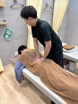 グロウアップ鍼灸整骨院(GROW UP鍼灸整骨院)の写真/最先端AIによる【姿勢分析】×柔道整復師の資格を持った骨格のプロの【骨盤矯正】で身体の歪みを徹底改善◎