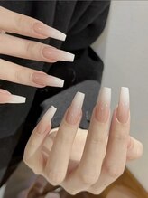 Shiori Nailsalon　持ち込み・長さだしサロン/長さ出し｜スクエアグラデ