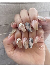 ニュアンスネイル