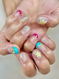 プルメリアきらめくサマーネイル