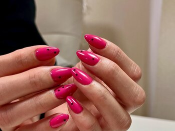 ネルマニック(nailmanix)の写真/型にはまらない"私だけのアート"に出会える！ベテランの感性が光る繊細な手描きからニュアンスまでお任せ☆