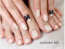 ネイルサロン ビビ(bibi)/ハンドフットお揃いネイル