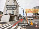 駐車場1台完備/サロンから1分