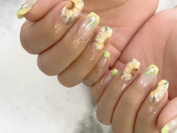 アンレア(AnLea)の写真/8:30～19:00迄営業!!パラジェルやカルジェル、バイオジェルも取扱い◎サンプル豊富にご用意しております☆