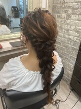 ロジェアムール/ヘアアレンジ