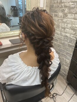 ロジェアムール/ヘアアレンジ