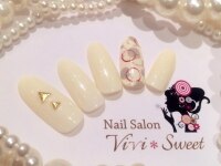 Nail Salon Vivi Sweet 【ネイルサロン ヴィヴィスウィート】