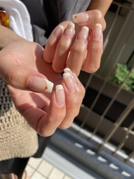 Mネイルアンドカフェ シェレステ/French