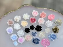 今流行りの薔薇パーツ♪