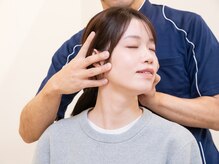 骨格と筋肉の構造に基づいた施術で体を楽にします【肩こり腰痛】